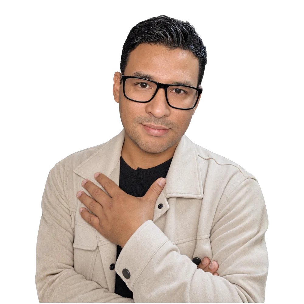 Juan Pablo Salas, fundador de Dinamia Sitios Web, garantiza tu satisfacción