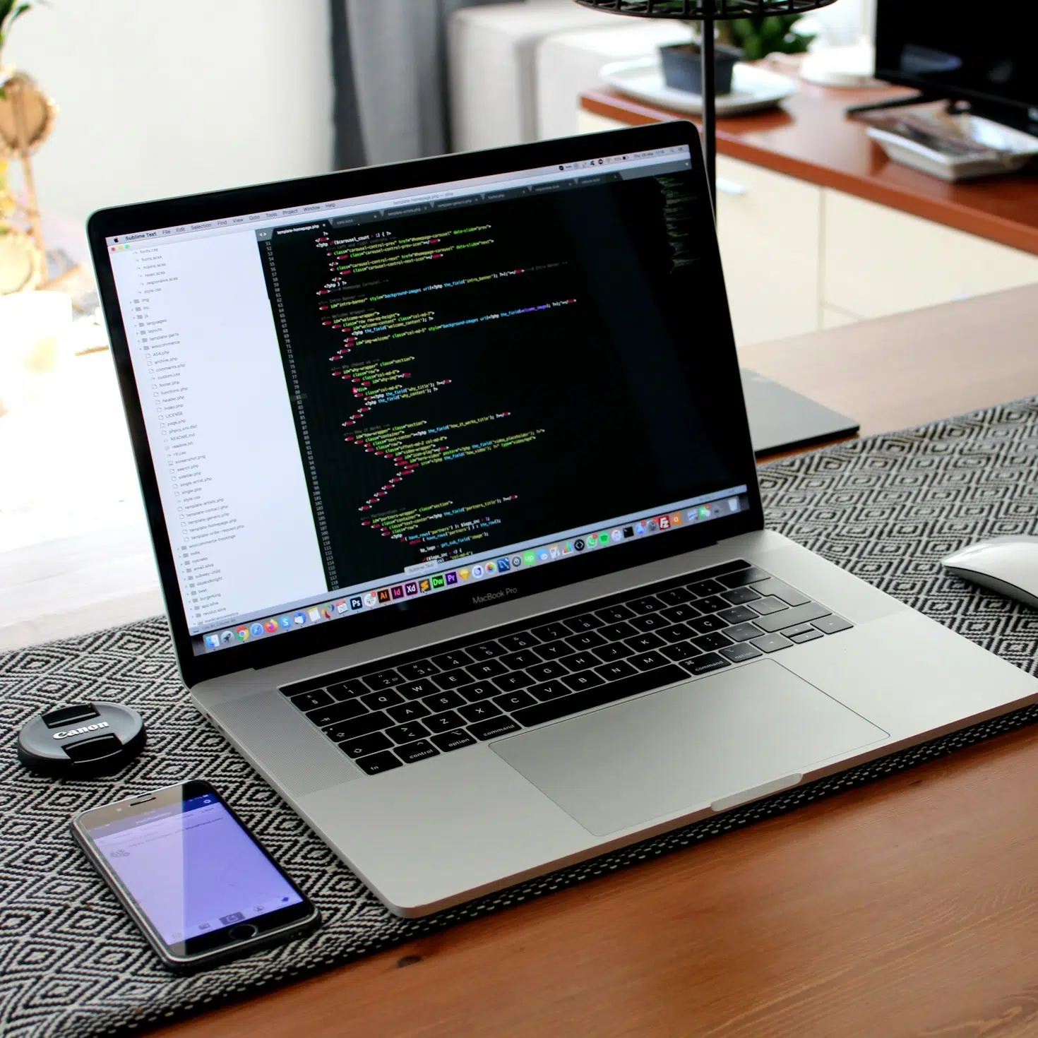 SEO y SEM: Claves para destacar en el mercado industrial